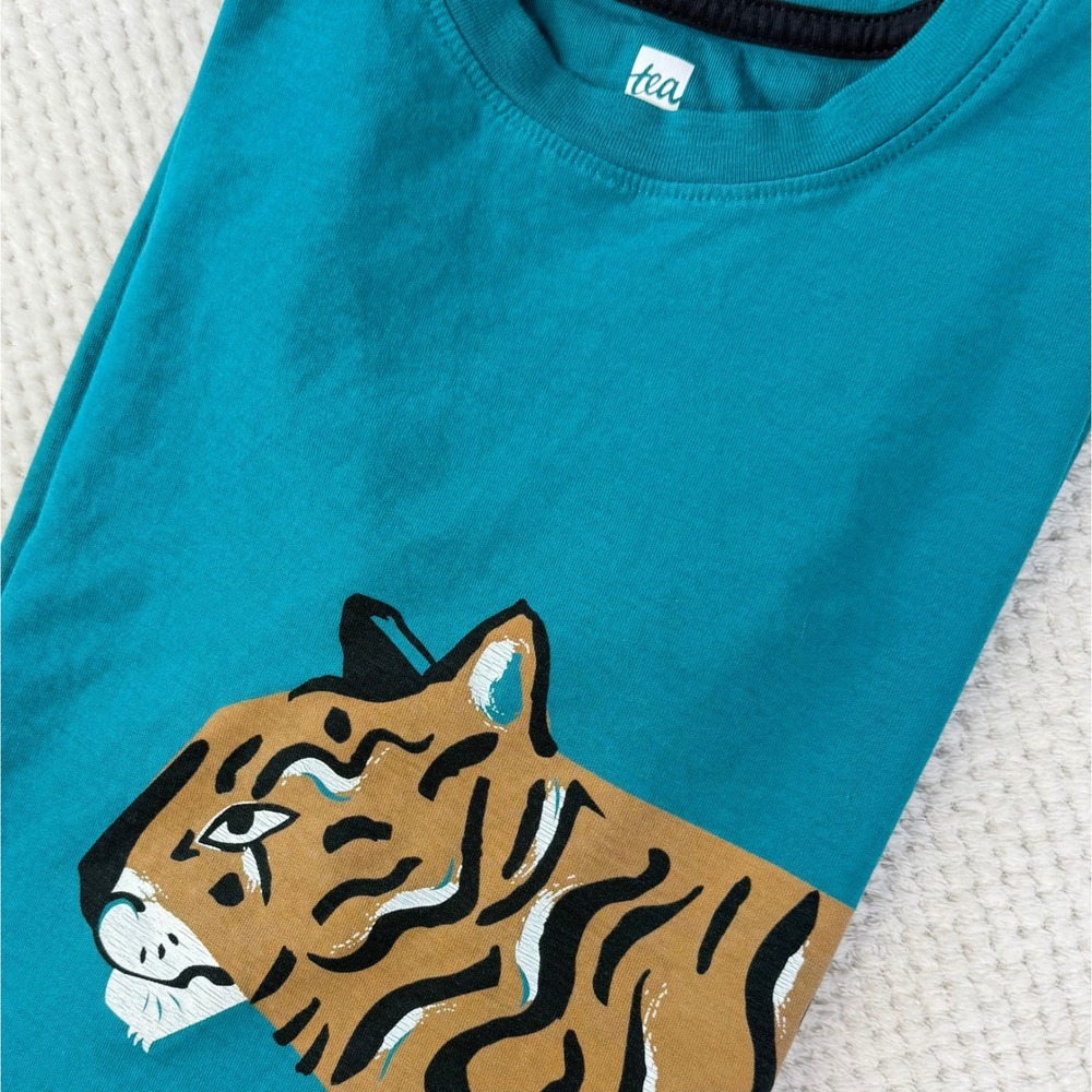 Tea Collection Kids Teal Blue Tiger Graphic Long Sleeve Cotton Tee Shirt Size 10